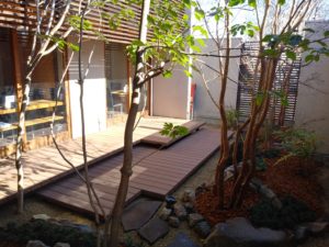 リノベーションされた奥京中庭